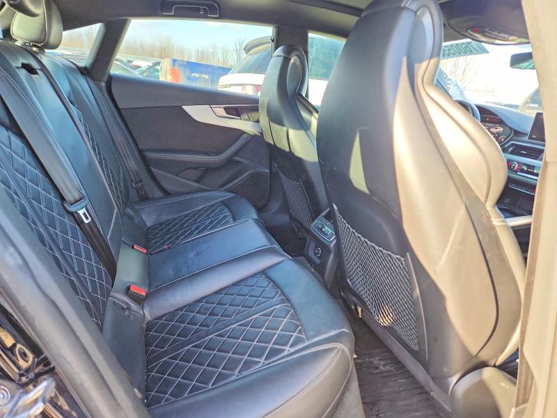 76005585 :رقم المزاد ، WAUC4CF59JA008158 vin ، 2018 Audi S5 مزاد بيع