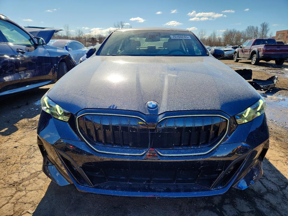 2025 Bmw 530 მანქანა იყიდება აუქციონზე, vin: WBA53FJ08SCU18772, აუქციონის ნომერი: 76104245