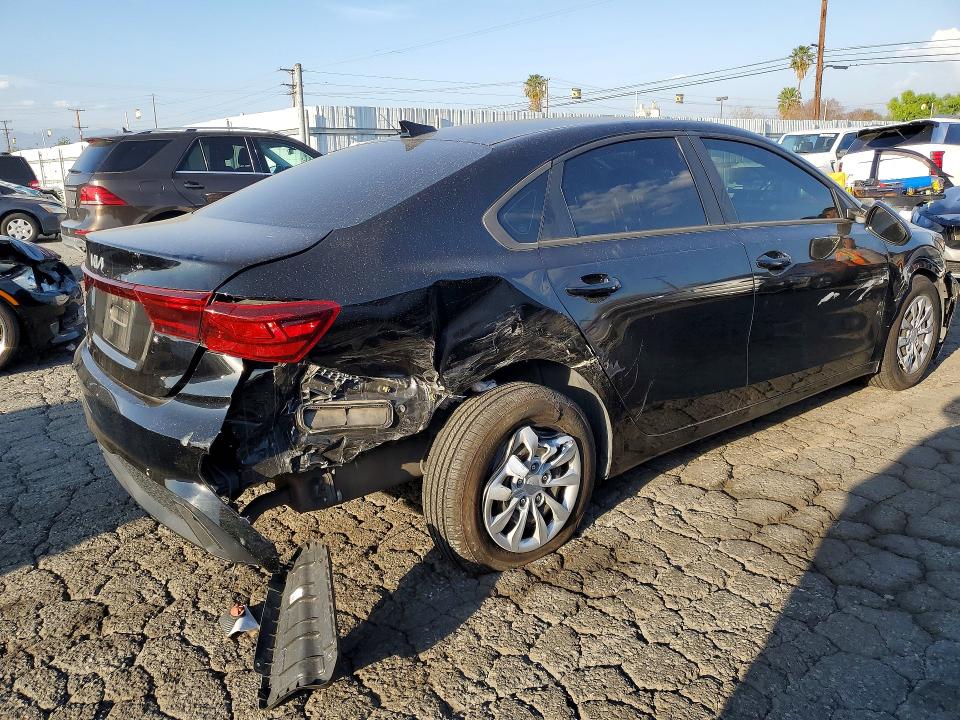 2022 Kia Forte მანქანა იყიდება აუქციონზე, vin: 3KPF24AD1NE461204, აუქციონის ნომერი: 76465345