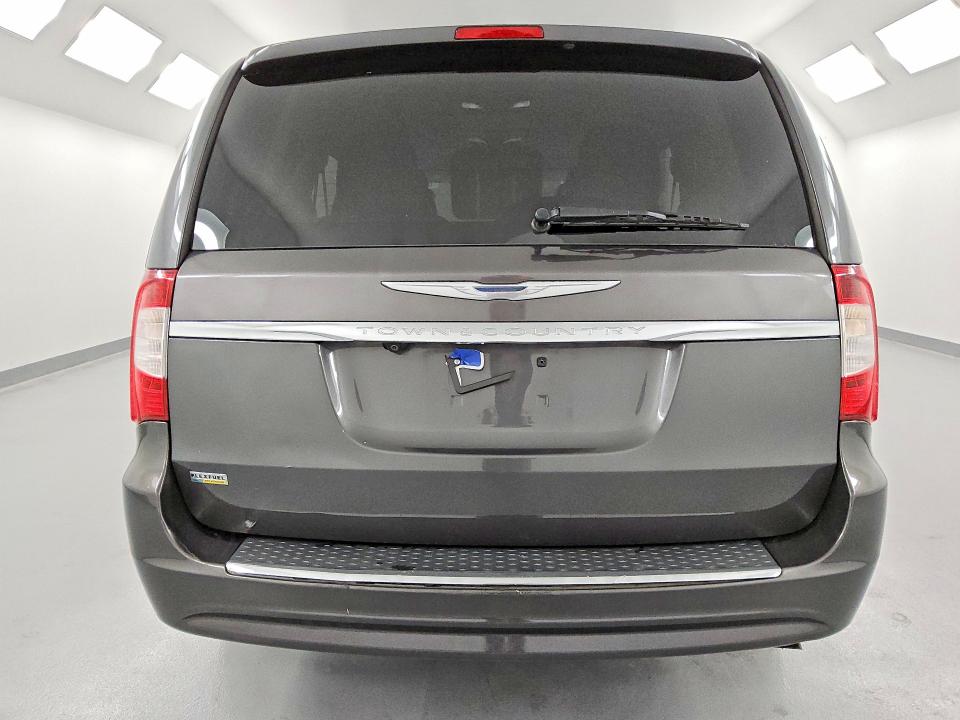 78577805 :رقم المزاد ، 2C4RC1BG0GR157056 vin ، 2016 Chrysler Town & Country مزاد بيع