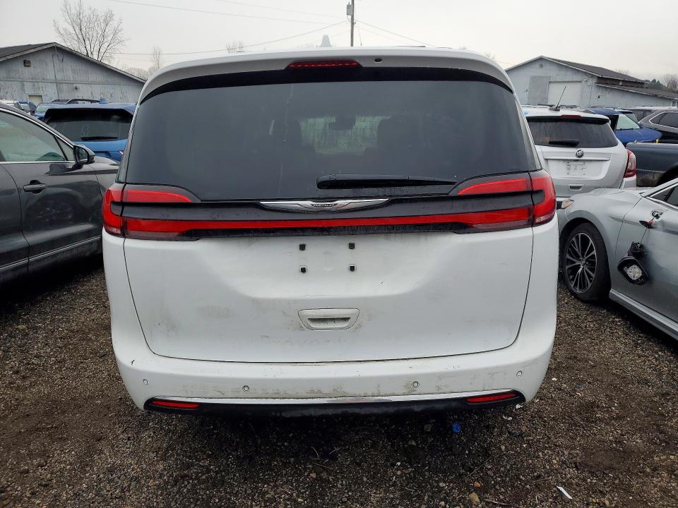 Auction sale of the 2022 Chrysler Pacifica, vin: 2C4RC3BG6NR161573, lot number: 74300685