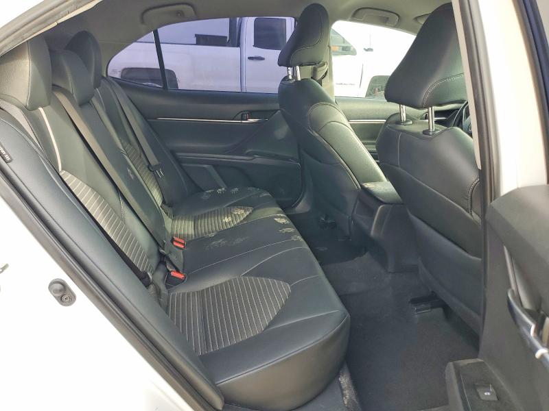 78564145 :رقم المزاد ، 4T1B11HK6KU845119 vin ، 2019 Toyota Camry مزاد بيع