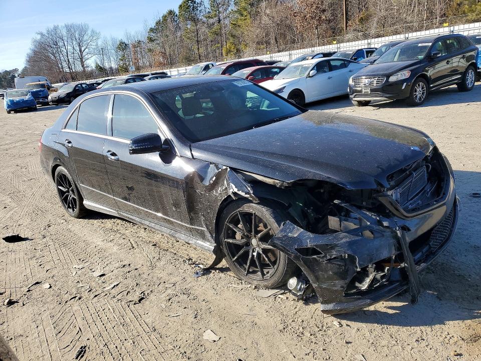 2011 Mercedes-benz E 550 მანქანა იყიდება აუქციონზე, vin: WDDHF7CB1BA280506, აუქციონის ნომერი: 76728915