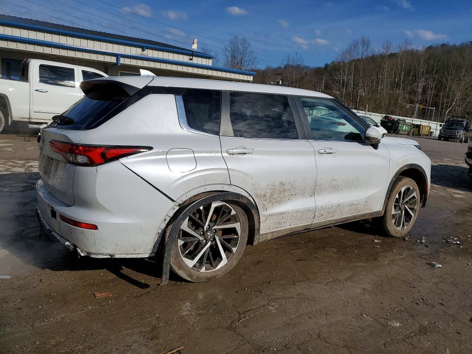 Продаж на аукціоні авто 2024 Mitsubishi Outlander, vin: JA4J4VA81RZ063623, номер лоту: 77369135