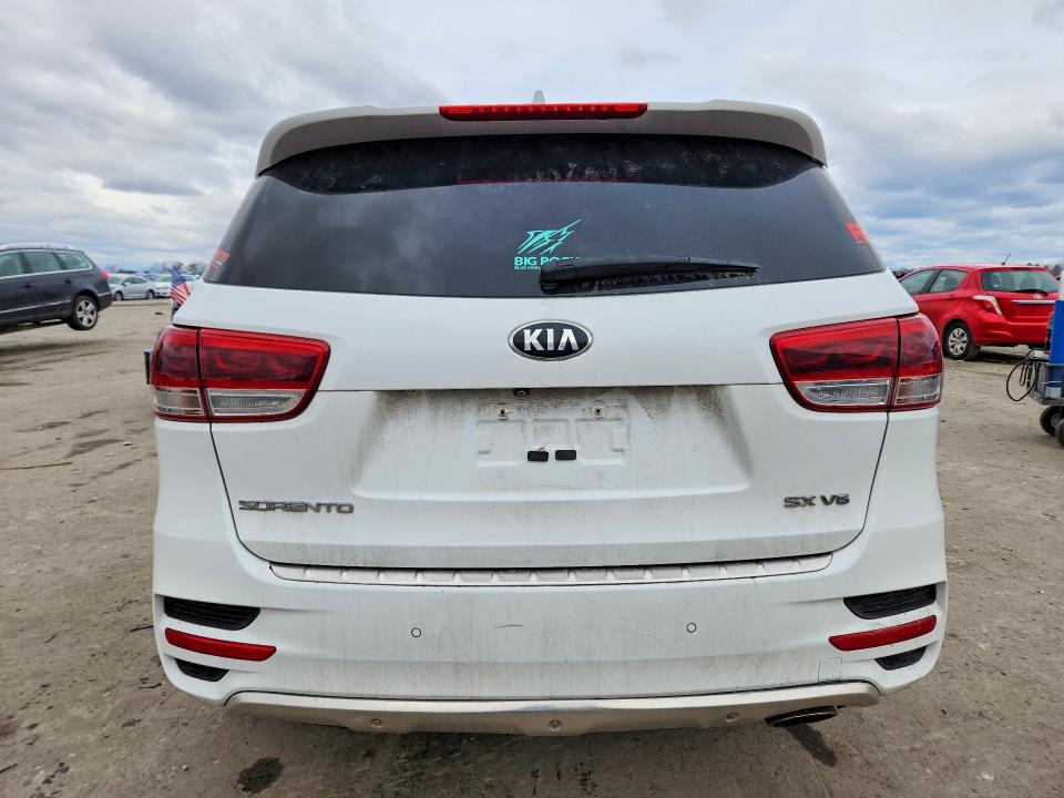 77463835 :رقم المزاد ، 5XYPKDA5XHG239152 vin ، 2017 Kia Sorento مزاد بيع