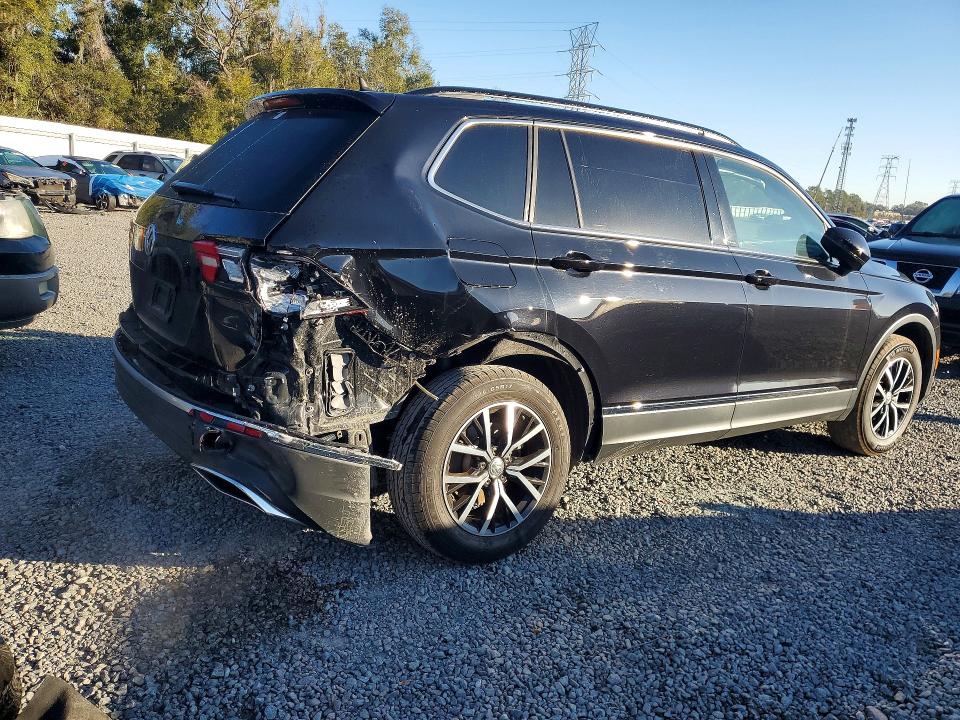 2021 Volkswagen Tiguan მანქანა იყიდება აუქციონზე, vin: 3VV3B7AX7MM076542, აუქციონის ნომერი: 76230765