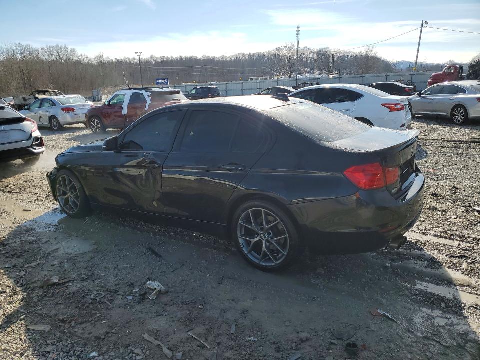 2015 Bmw 328 მანქანა იყიდება აუქციონზე, vin: WBA3B5G54FNS18022, აუქციონის ნომერი: 76903805
