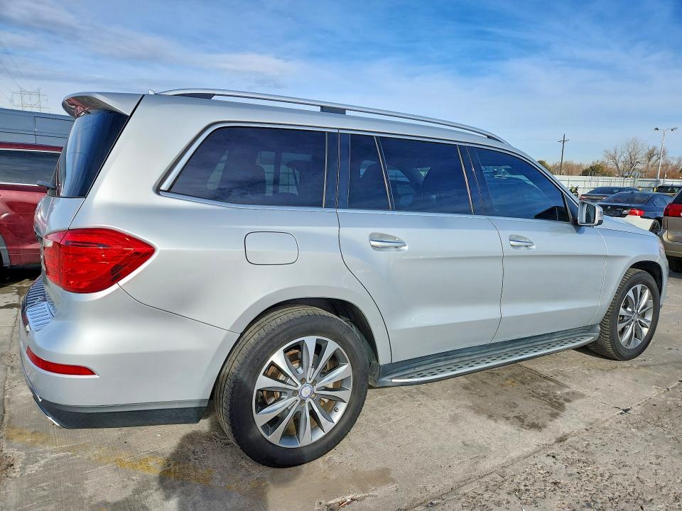 Продажа на аукционе авто 2016 Mercedes-benz Gl 450 4ma, vin: 4JGDF6EE7GA668210, номер лота: 77198595