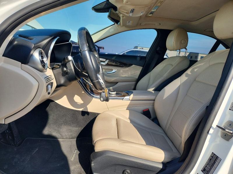 75588315 :رقم المزاد ، W1KWF8DB1MR651017 vin ، 2021 Mercedes-benz C مزاد بيع