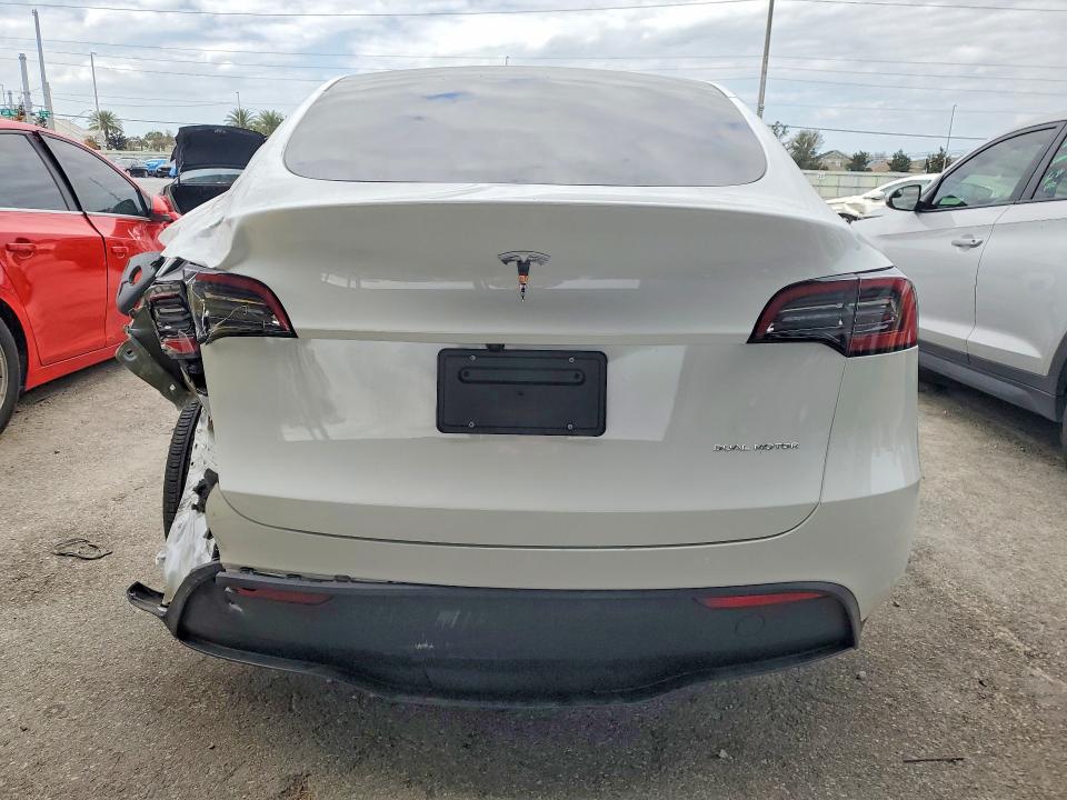 Aukcja sprzedaży 2025 Tesla Model Y, vin: 7SAYGAEE2SF299054, numer aukcji: 79189235