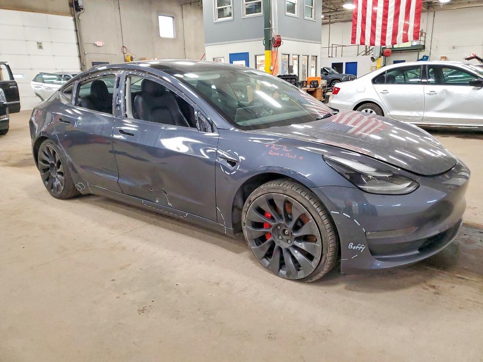 Продажа на аукционе авто 2022 Tesla Model 3, vin: 5YJ3E1EC3NF135201, номер лота: 77655465