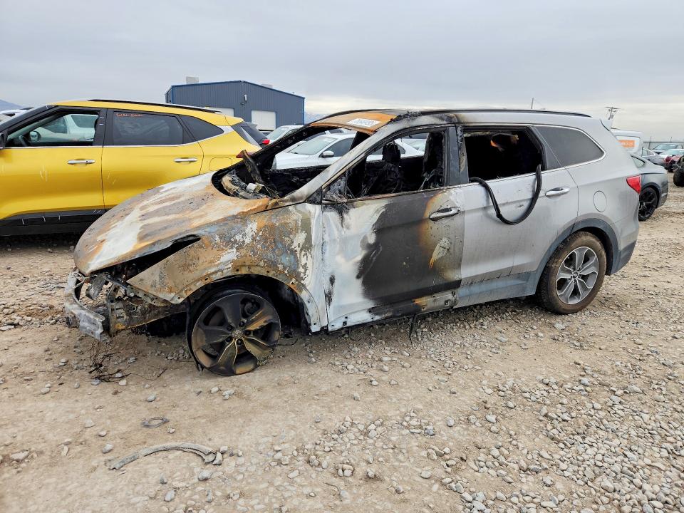 2015 Hyundai Santa Fe მანქანა იყიდება აუქციონზე, vin: KM8SMDHF4FU090618, აუქციონის ნომერი: 76640495