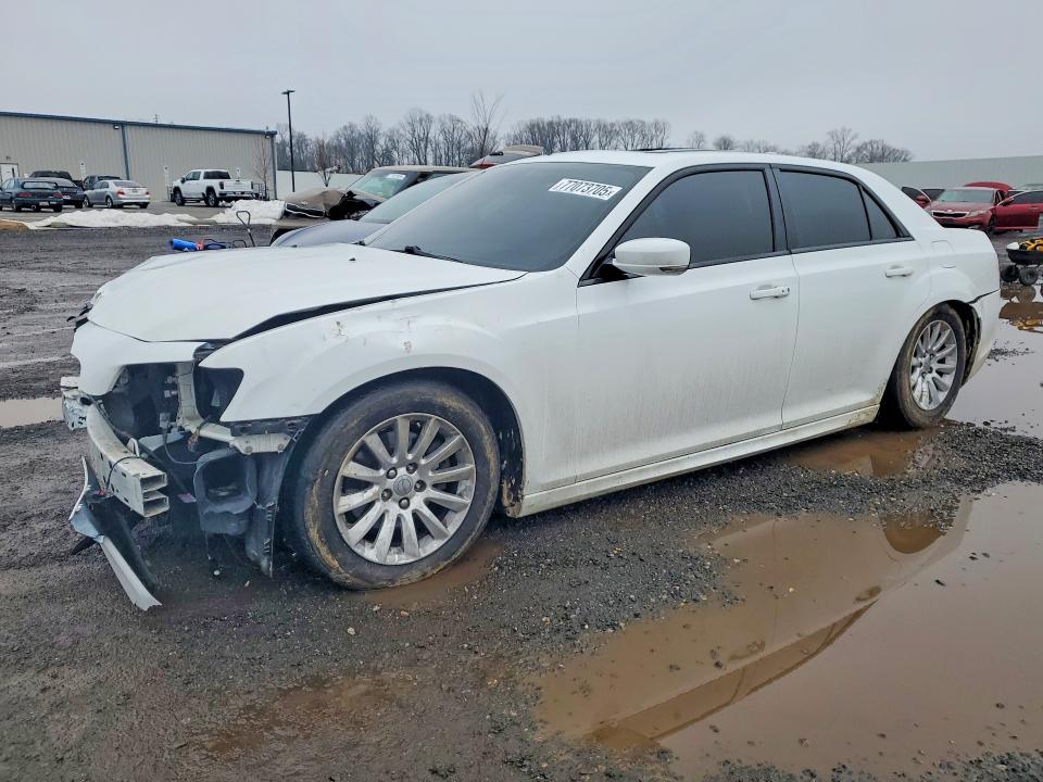 Aukcja sprzedaży 2017 Chrysler 300, vin: 2C3CCABG9HH529852, numer aukcji: 77073705
