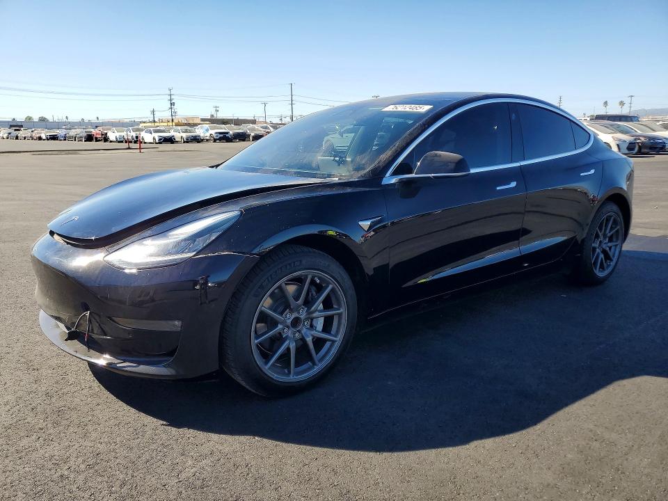 Продажа на аукционе авто 2018 Tesla Model 3, vin: 5YJ3E1EA2JF051766, номер лота: 76212485