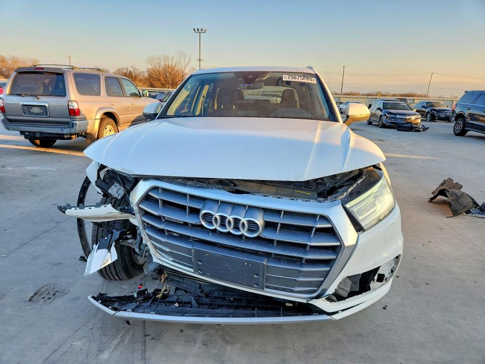 2018 Audi Q5 მანქანა იყიდება აუქციონზე, vin: WA1ANAFYXJ2101720, აუქციონის ნომერი: 75675885