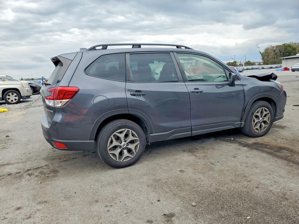 Продажа на аукционе авто 2022 Subaru Forester, vin: JF2SKAEC6NH442514, номер лота: 79189245