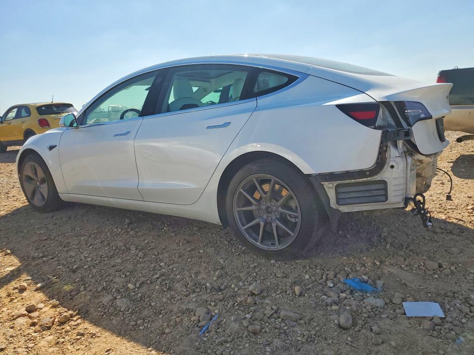 77606075 :رقم المزاد ، 5YJ3E1EBXLF622206 vin ، 2020 Tesla Model 3 مزاد بيع