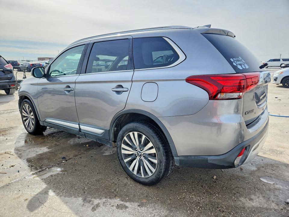 Продаж на аукціоні авто 2019 Mitsubishi Outlander, vin: JA4AD3A32KZ026725, номер лоту: 76827015