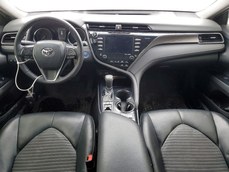 77129195 :رقم المزاد ، 4T1B21HK8LU522236 vin ، 2020 Toyota Camry مزاد بيع
