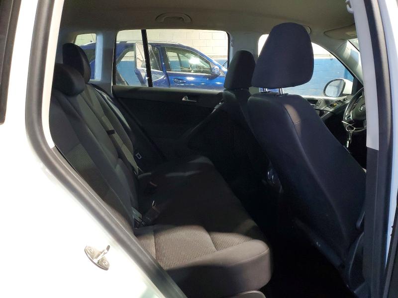 Продажа на аукционе авто 2017 Volkswagen Tiguan, vin: WVGBV7AX0HK045224, номер лота: 76010235