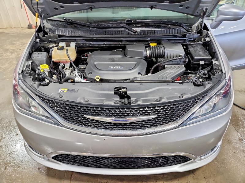 2017 Chrysler Pacifica მანქანა იყიდება აუქციონზე, vin: 2C4RC1EG9HR677009, აუქციონის ნომერი: 76559595