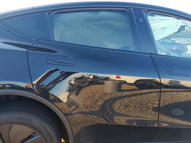 76849295 :رقم المزاد ، 7SAYGDED4TA492720 vin ، 2026 Tesla Model Y مزاد بيع