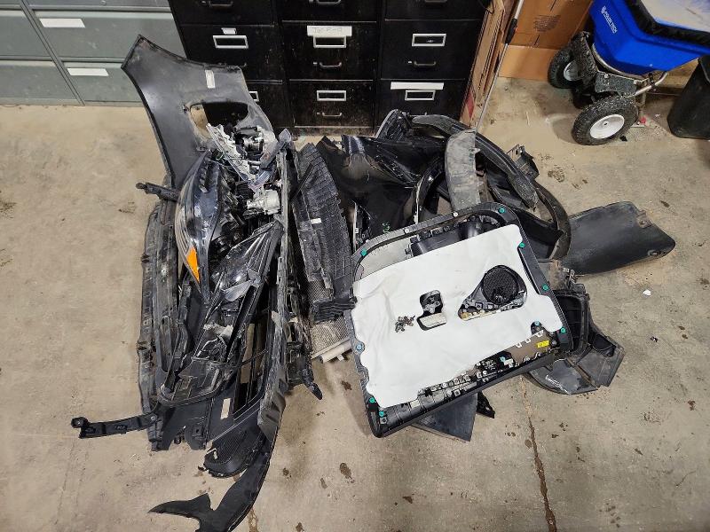 76463835 :رقم المزاد ، 5XYPGDA37KG456214 vin ، 2019 Kia Sorento مزاد بيع