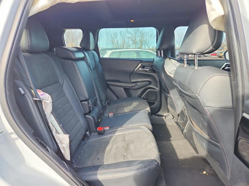 Продаж на аукціоні авто 2022 Mitsubishi Outlander, vin: JA4J3UA81NZ064925, номер лоту: 77162635