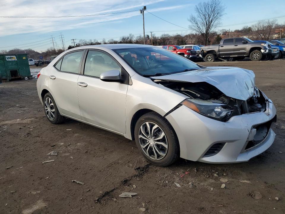 78583295 :رقم المزاد ، 2T1BURHE7FC297624 vin ، 2015 Toyota Corolla مزاد بيع