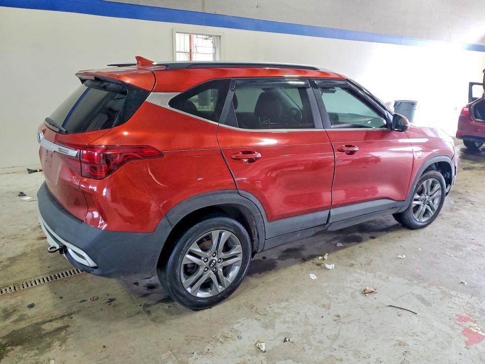 2021 Kia Seltos მანქანა იყიდება აუქციონზე, vin: KNDEUCAA5M7177420, აუქციონის ნომერი: 78294605