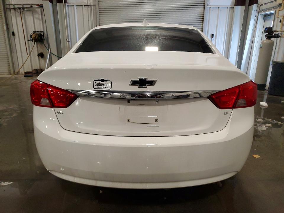 77195235 :رقم المزاد ، 1G1105S31JU121079 vin ، 2018 Chevrolet Impala مزاد بيع
