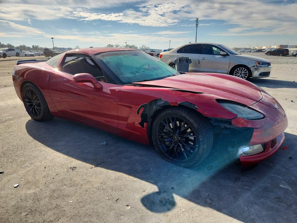 76003675 :رقم المزاد ، 1G1YY24UX55113638 vin ، 2005 Chevrolet Corvette مزاد بيع