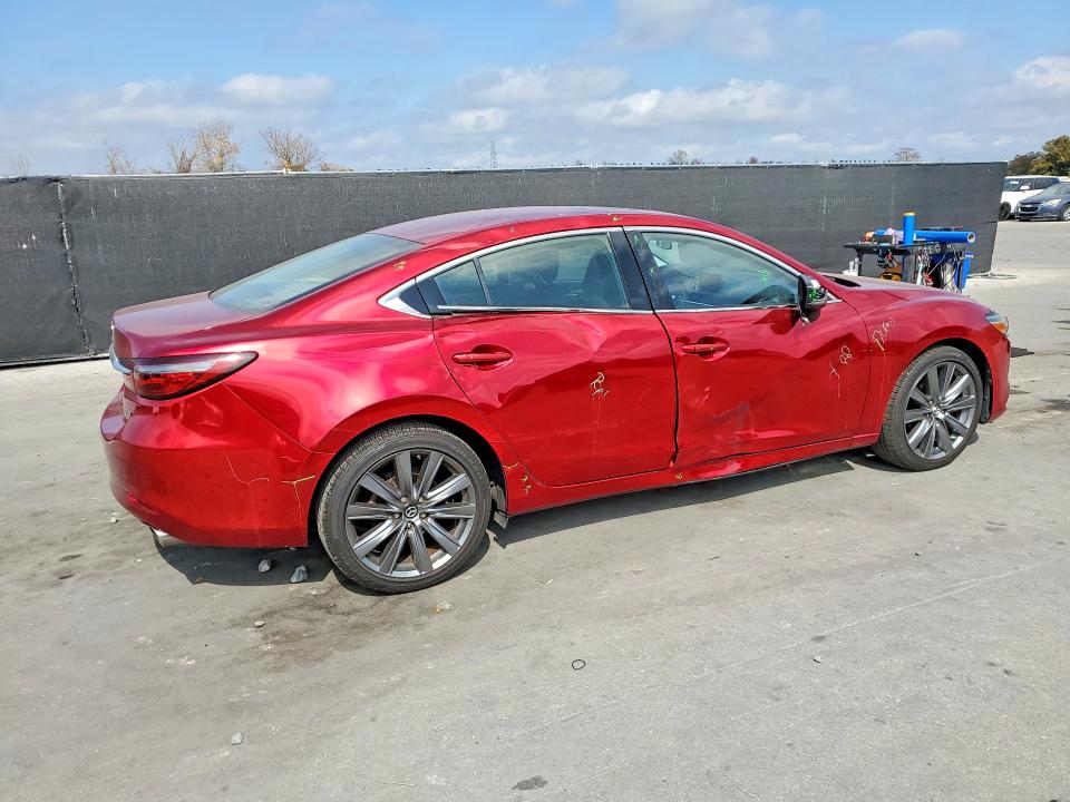 Продаж на аукціоні авто 2018 Mazda 6, vin: JM1GL1VM5J1310759, номер лоту: 76480095