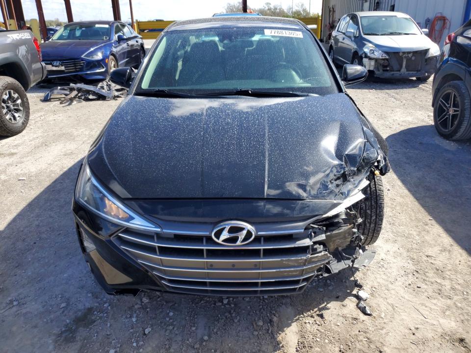 77881305 :رقم المزاد ، 5NPD84LF9LH531867 vin ، 2020 Hyundai Elantra مزاد بيع