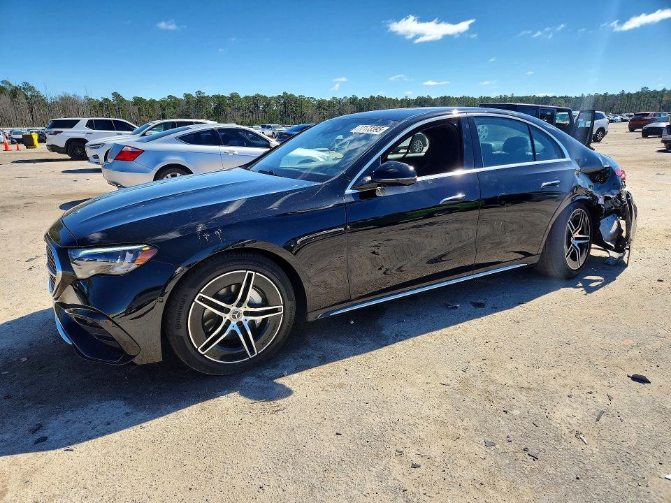 2025 Mercedes-benz E მანქანა იყიდება აუქციონზე, vin: W1KLF4GB1SA137929, აუქციონის ნომერი: 77173395