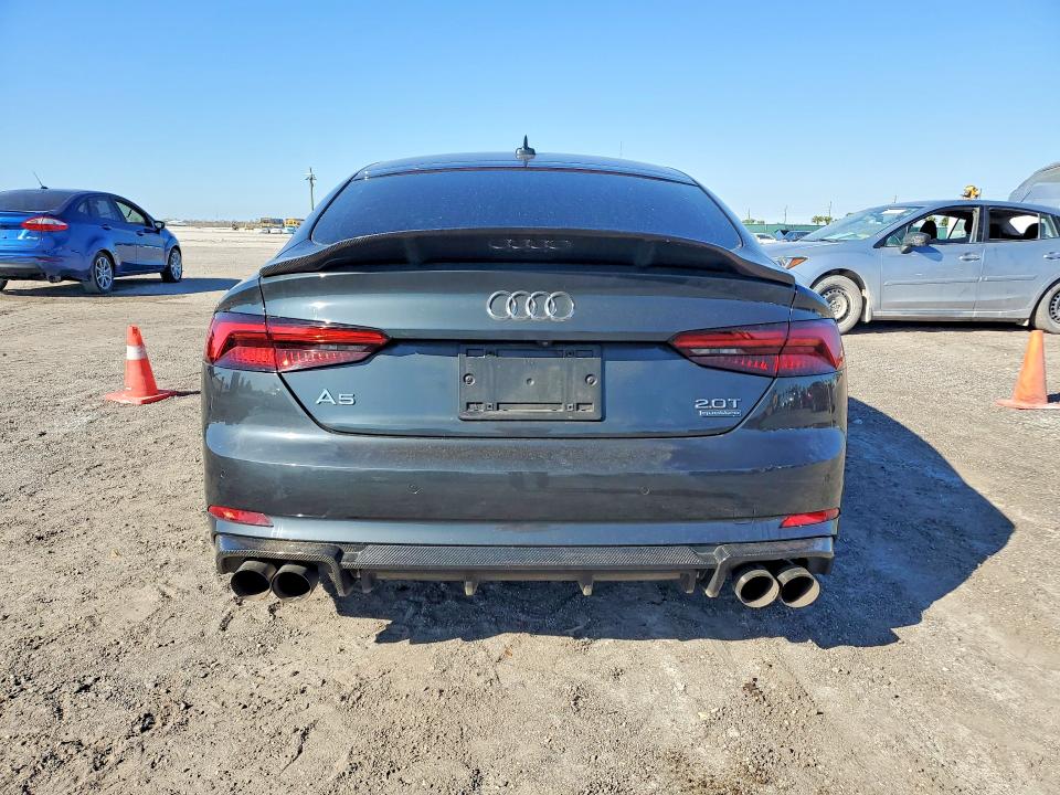 2018 Audi A5 მანქანა იყიდება აუქციონზე, vin: WAUENCF54JA129766, აუქციონის ნომერი: 78645795