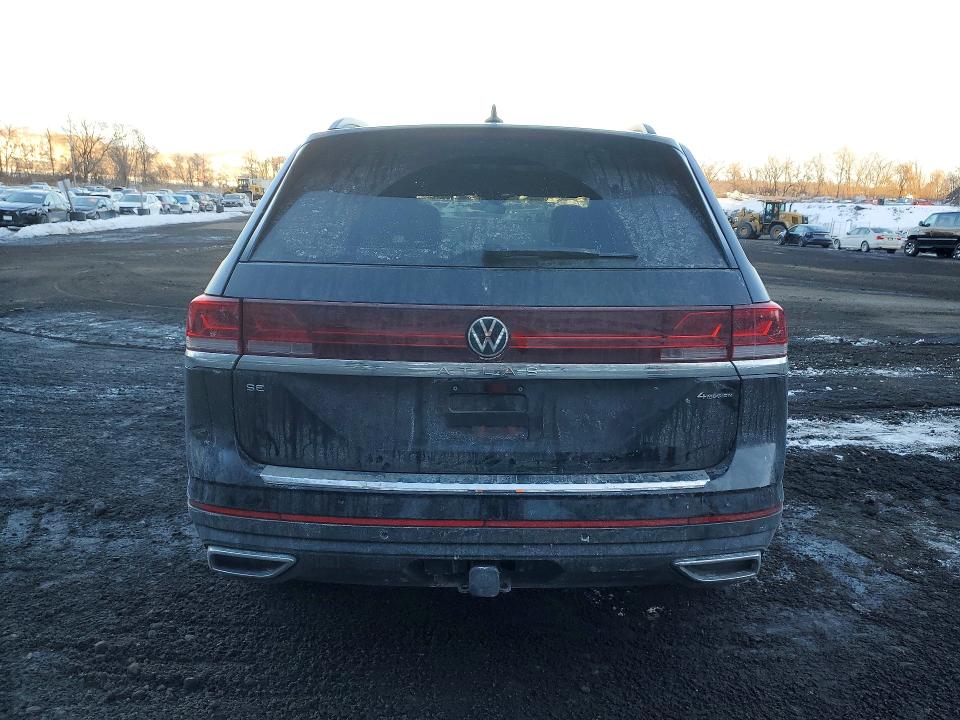 2024 Volkswagen Atlas მანქანა იყიდება აუქციონზე, vin: 1V2KR2CA3RC547725, აუქციონის ნომერი: 77271645