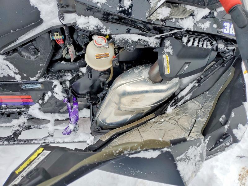 Продажа на аукционе авто 2022 Ski-doo Snowmobile, vin: 2BPSUGNA2NV000013, номер лота: 75617775