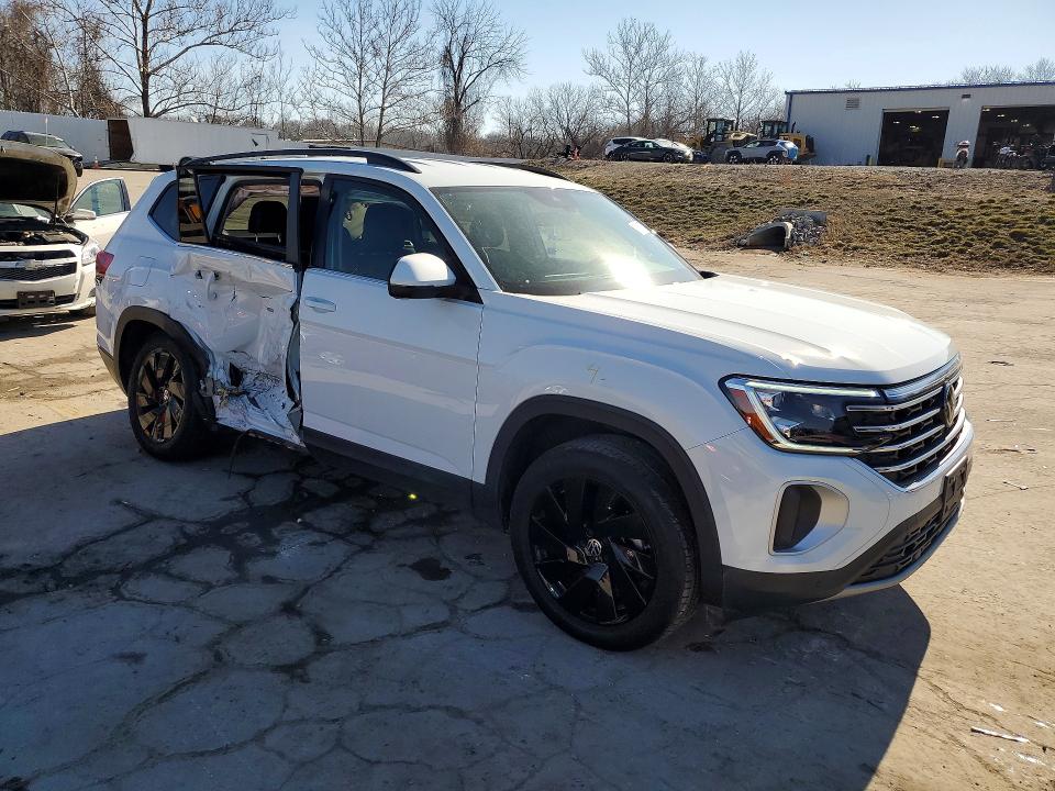78816185 :رقم المزاد ، 1V2WR2CA9RC513774 vin ، 2024 Volkswagen Atlas مزاد بيع