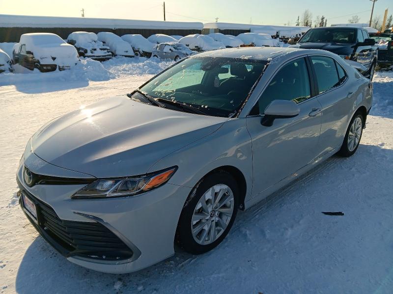 Auction sale of the 2022 Toyota Camry, vin: 4T1C11BK0NU065666, lot number: 77810315
