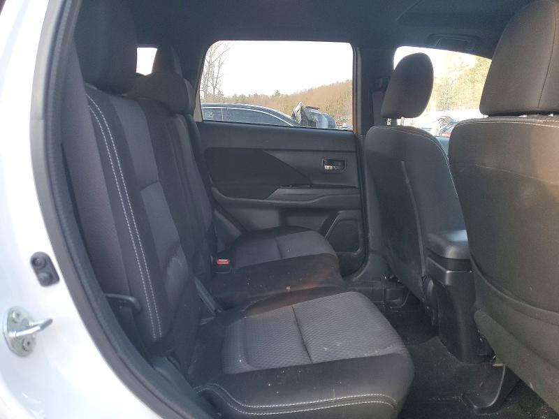 Продаж на аукціоні авто 2018 Mitsubishi Outlander, vin: JA4AZ3A33JZ035871, номер лоту: 77730375