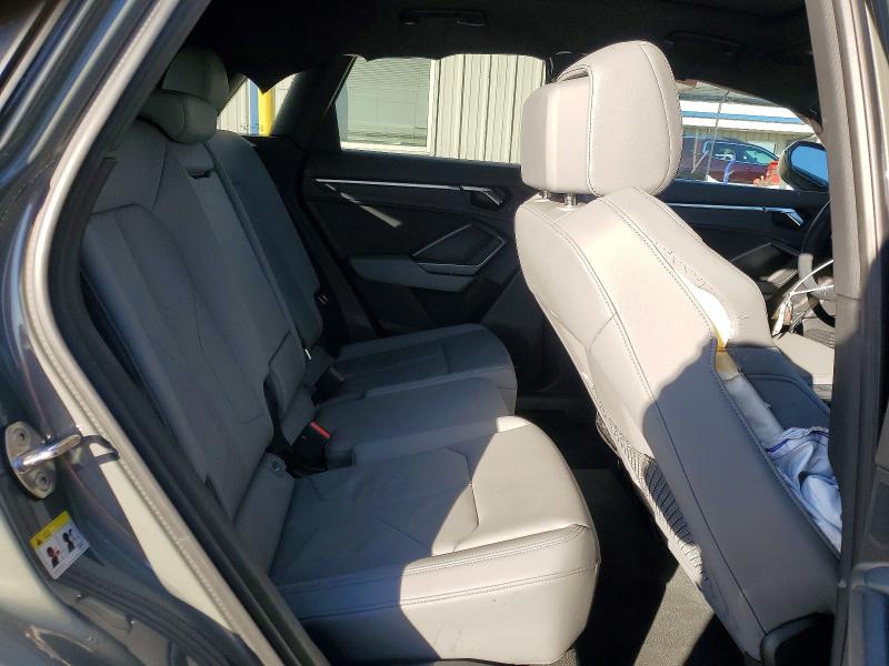 75807015 :رقم المزاد ، WA1DECF34S1005781 vin ، 2025 Audi Q3 مزاد بيع