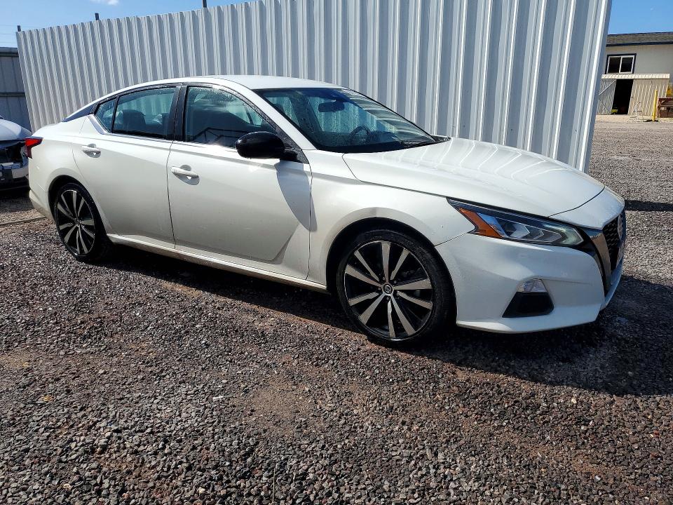 Продажа на аукционе авто 2021 Nissan Altima, vin: 1N4BL4CVXMN417025, номер лота: 77624795