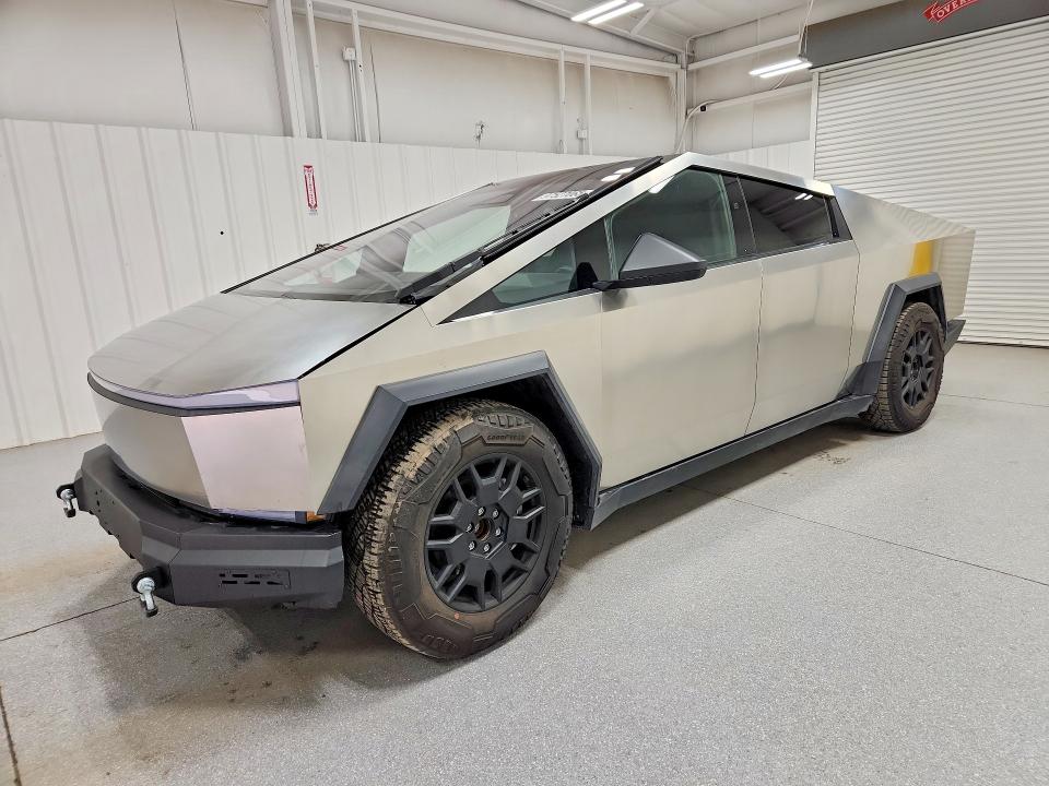 Продаж на аукціоні авто 2024 Tesla Cybertruck, vin: 7G2CEHED0RA015454, номер лоту: 97527065