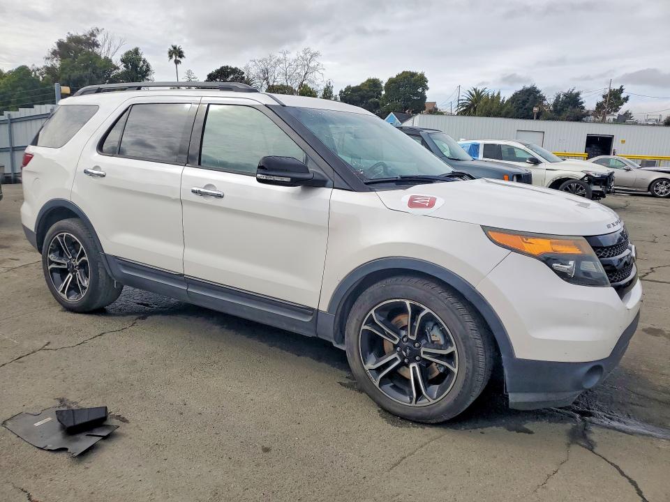 78677815 :رقم المزاد ، 1FM5K8GT2EGB27115 vin ، 2014 Ford Explorer مزاد بيع