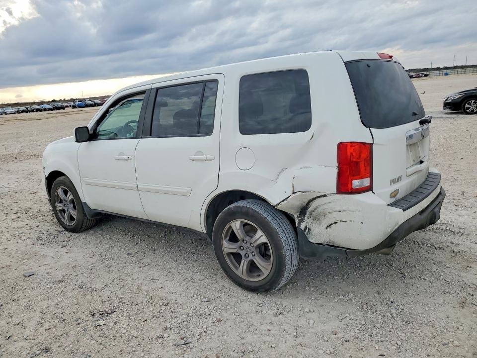 74039725 :رقم المزاد ، 5FNYF3H50CB017101 vin ، 2012 Honda Pilot مزاد بيع