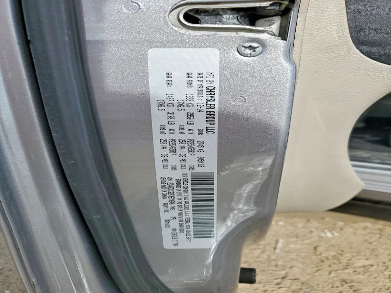 2015 Chrysler Town & Country მანქანა იყიდება აუქციონზე, vin: 2C4RC1CG1FR619640, აუქციონის ნომერი: 77569325