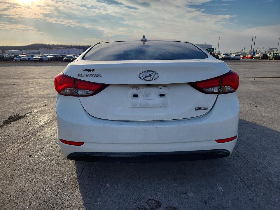 2014 Hyundai Elantra მანქანა იყიდება აუქციონზე, vin: 5NPDH4AE4EH489623, აუქციონის ნომერი: 77672085