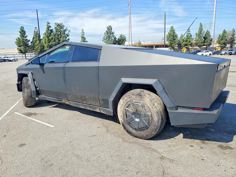 Продаж на аукціоні авто 2025 Tesla Cybertruck, vin: 7G2CEHED0SA059010, номер лоту: 78558095