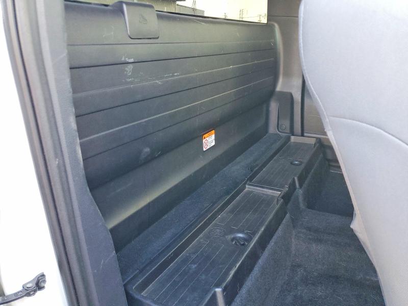77166285 :رقم المزاد ، 5TFRX5GN0KX139640 vin ، 2019 Toyota Tacoma Acc مزاد بيع